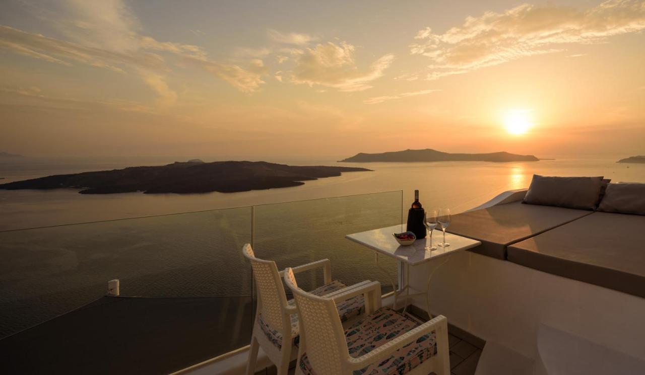 Fira Deep Blue Suites Exterior photo